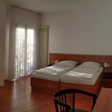 セデス 3* ベルリン